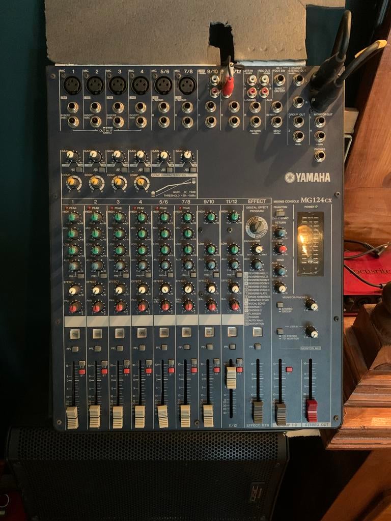 Professionele geluidsinstallatie, Muziek en Instrumenten, Mengpanelen, Zo goed als nieuw, 10 tot 20 kanalen, Ophalen