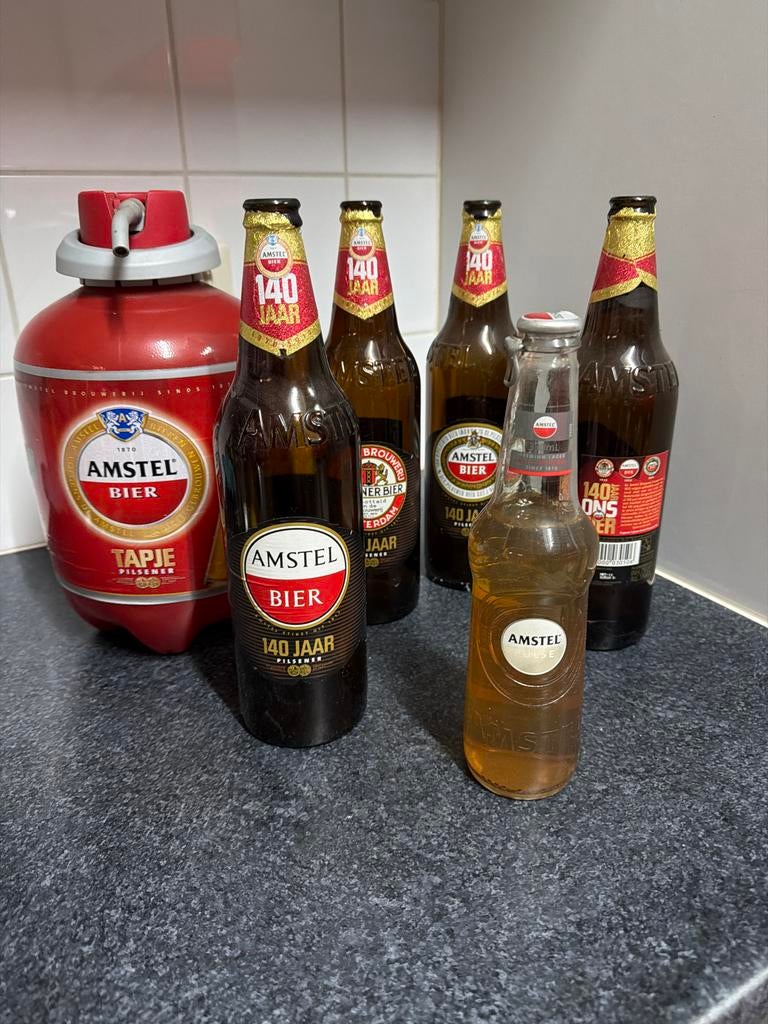 Amstel Bier Collectie: Flessen en Tapje, Verzamelen, Biermerken, Ophalen, Gebruikt, Flesje(s), Amstel