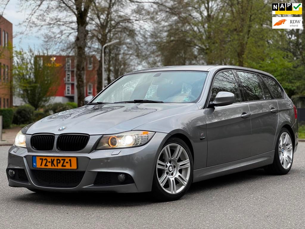 BMW 3-serie Touring 320i Sport M PAKKET|ALCANTARA|NAVI|6BAK|, Keurmerk '100% Onderhouden', Achterwielaandrijving, 4 cilinders