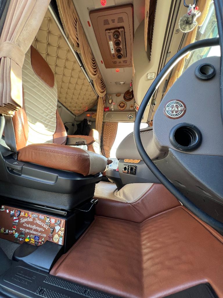 DAF XF bekleding, Auto-onderdelen, Interieur en Bekleding, Ophalen of Verzenden, Gebruikt, Universele onderdelen