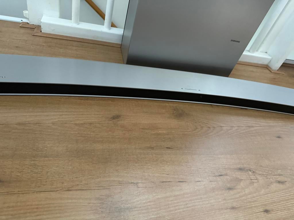 Samsung Curved Soundbar - Zilver, Zo Goed als Nieuw, Ophalen of Verzenden, Zo goed als nieuw