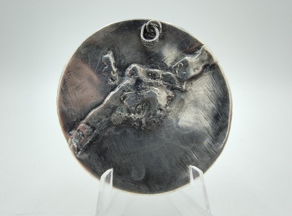 Zilveren hanger van broeksknoop, Zeeland, 19e eeuws, Verzenden, Zilver, Hanger