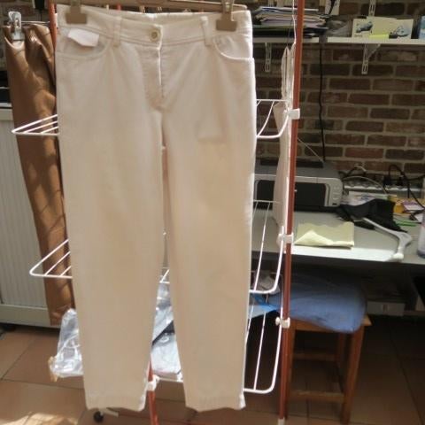 Broek crème Brunello Cucinelli mt 38 (it 42), Maat 38/40 (M), Brunello Cucinelli, Beige, Ophalen of Verzenden