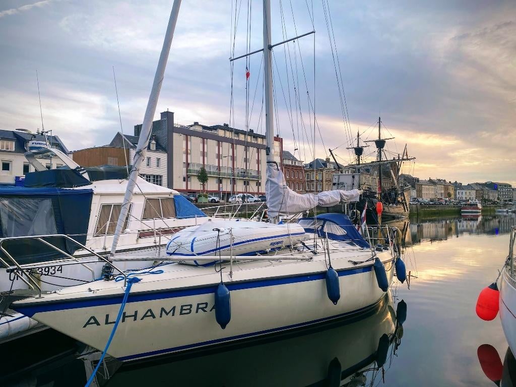 Granada 31 – vaarklaar, nieuwe zeilen 2023, compleet, Watersport en Boten, Kajuitzeilboten en Zeiljachten, Ophalen, Gebruikt, Diesel