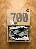 Adidas Yeezy Boost 700 WaveRunner - Maat 48, Ophalen of Verzenden, Zo goed als nieuw, Overige kleuren, Sneakers of Gympen