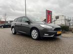 Ford Focus Wagon 1.0 Titanium | Cruise Control | Trekhaak |, Gebruikt, Euro 6, Navigatiesysteem, Handgeschakeld