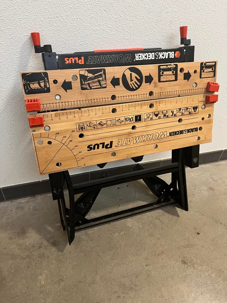 Workmate Plus werkbank Black en Decker, Doe-het-zelf en Verbouw, Werkbanken, Ophalen, Zo goed als nieuw, 70 tot 120 cm, Bankschroef
