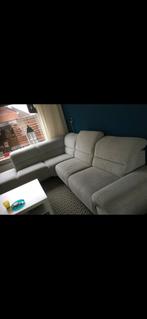 Nette hoekbank elektrisch uitschuifbaar, Huis en Inrichting, Gebruikt, Hoekbank, 300 cm of meer, 75 tot 100 cm