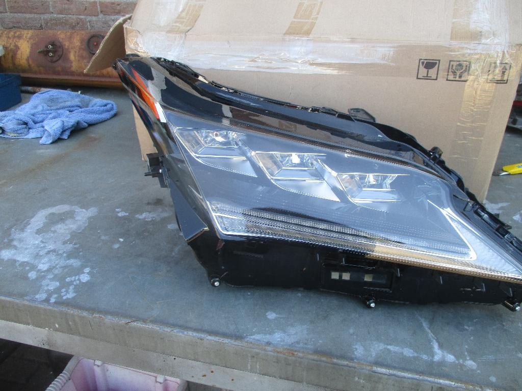 rechter koplamp lexus RX 450, Ophalen, Gebruikt, Rechts, Lexus