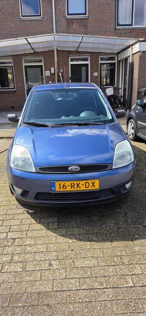 Ford Fiësta 1.3 8V 3DR 2005 Blauw, Auto's, 1299 cc, 40 €/maand, 4 cilinders, Blauw