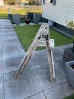 Een brocant houten trapje, Ophalen