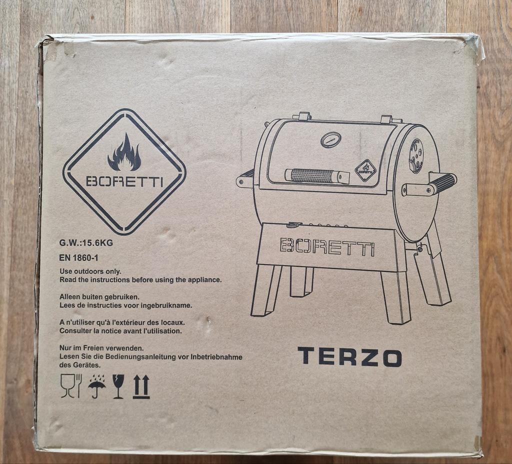 Nieuw! Boretti Terzo houtskool bbq incl accessoires twv 380, Ophalen of Verzenden