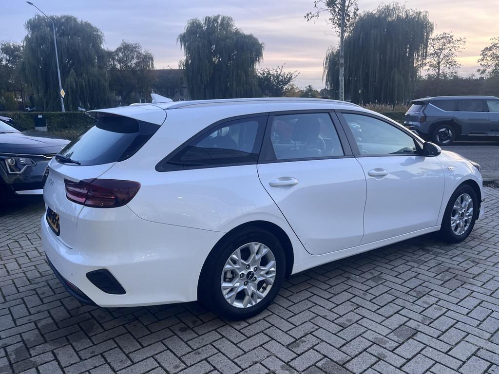 Kia Ceed Sportswagon 1.0 T-GDi ComfortLine | Climate | Navig, Voorwielaandrijving, Gebruikt, Euro 6, Wit