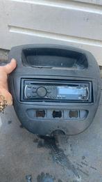 Pioneer radio mp3 cd speler aygo citroen c1 peugeot 205, Auto diversen, Ophalen of Verzenden, Gebruikt