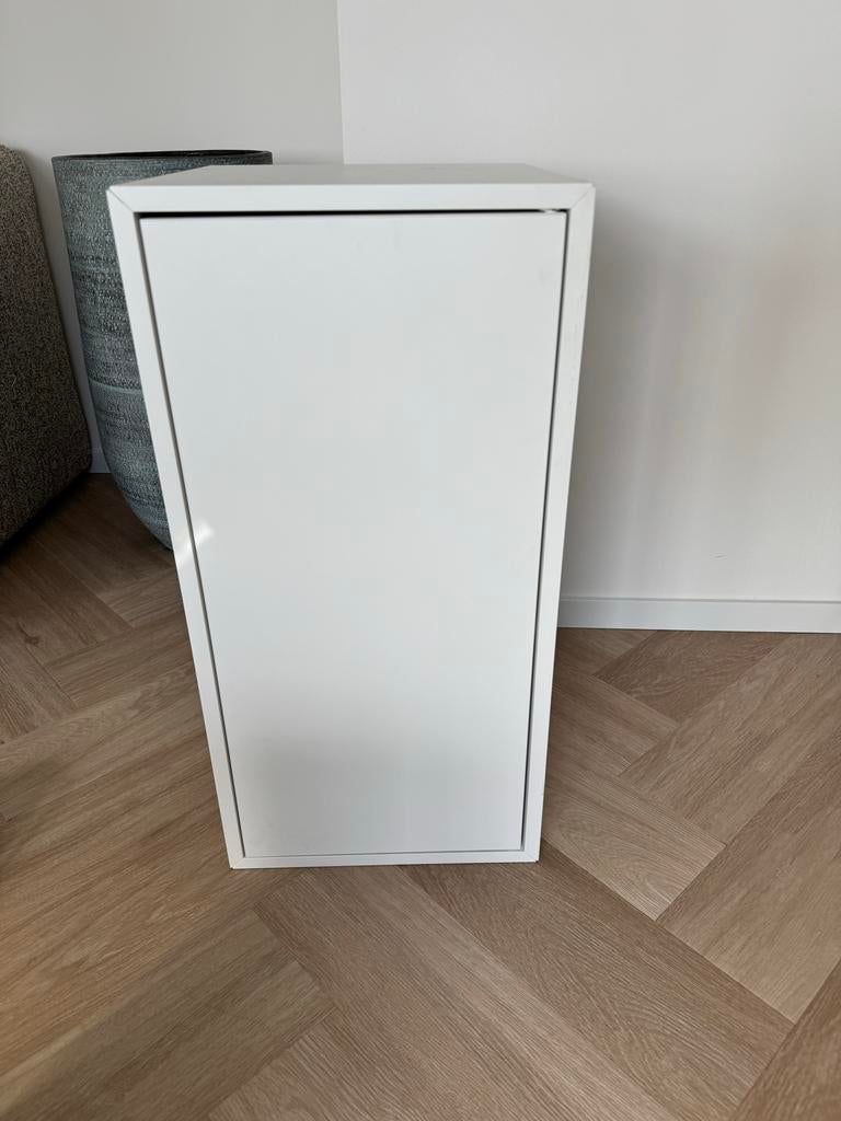 Wit kastje, kan opgehangen worden, Huis en Inrichting, Kasten | Overige, Ophalen, Gebruikt