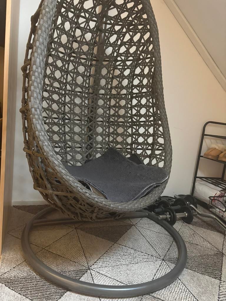 Hangstoel, Ophalen of Verzenden, Zo goed als nieuw, Metaal