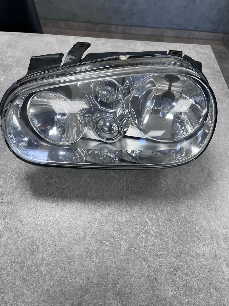 Linker koplamp Volkswagen Golf 4, Auto-onderdelen, Verlichting, Ophalen of Verzenden, Gebruikt, Volkswagen