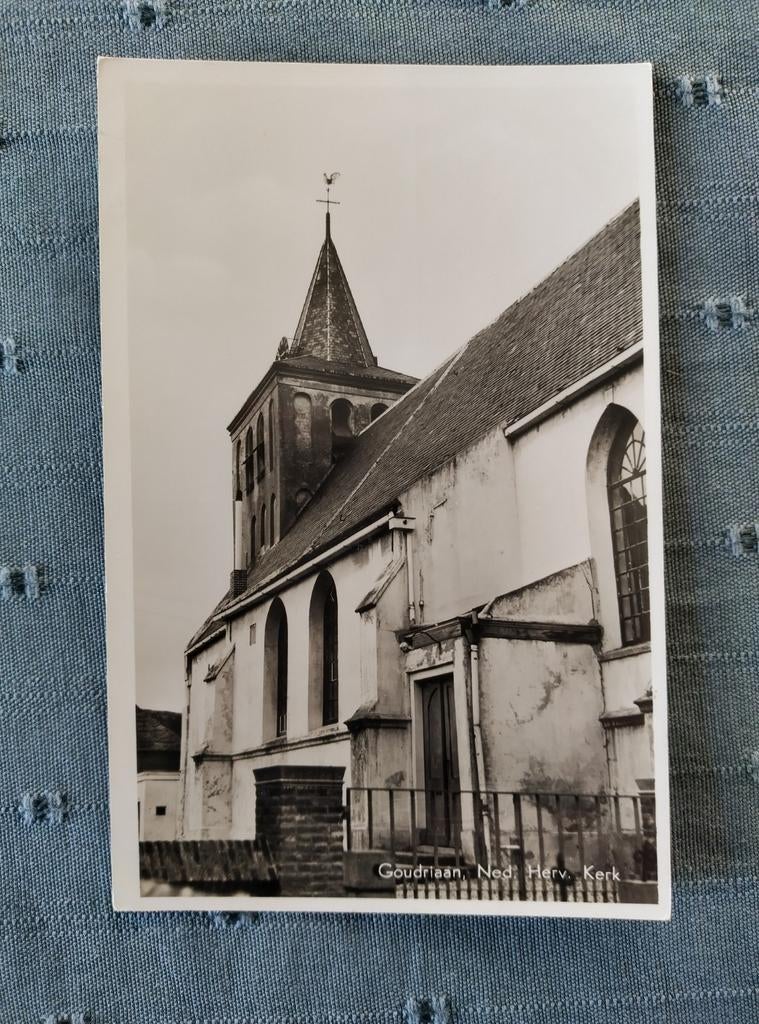 Ansichtkaart Ned. Herv. kerk Goudriaan, Ophalen of Verzenden, 1960 tot 1980, Ongelopen, Zuid-Holland