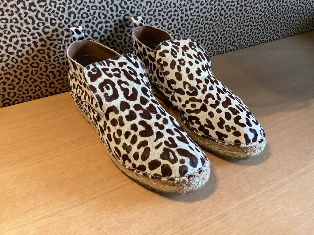 Shabbies Fred de la Bretoniere Espadrilles/loafers  Maat 42, Kleding | Dames, Schoenen, Ophalen of Verzenden, Bruin, Espadrilles of Moccasins