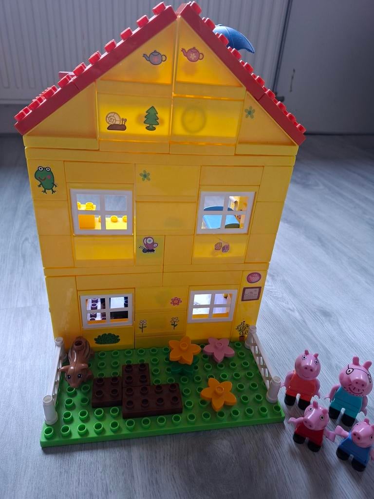 Duplo Peppa Big Speelhuis met figuren, Ophalen of Verzenden, Gebruikt, Complete set, Duplo
