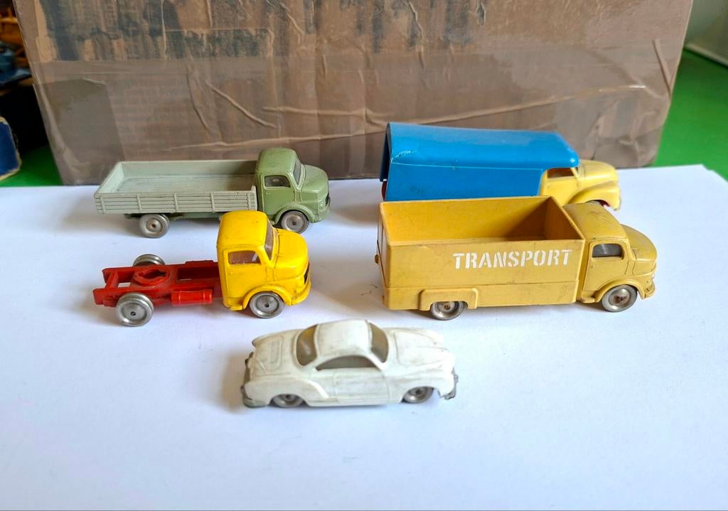 Lego lot modellen & truck mercedes..., Hobby en Vrije tijd, Modelauto's | 1:87, Ophalen of Verzenden, Zo goed als nieuw, Bus of Vrachtwagen