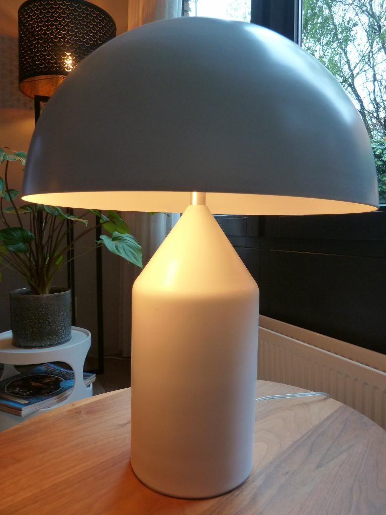 Tafellamp Italiaanse design klassieker, 50 tot 75 cm, Ophalen of Verzenden, Zo goed als nieuw, Metaal