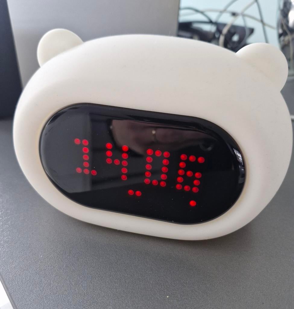 Kadoing Beer Kinderwekker - Digitale Wekker, Witgoed en Apparatuur, Wekkers, Ophalen of Verzenden