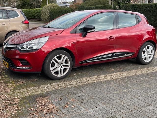 Renault Clio- 2016-  200 k gereden - technisch goed, Auto's, Renault, Particulier, Clio, Airbags, Bluetooth, Centrale vergrendeling