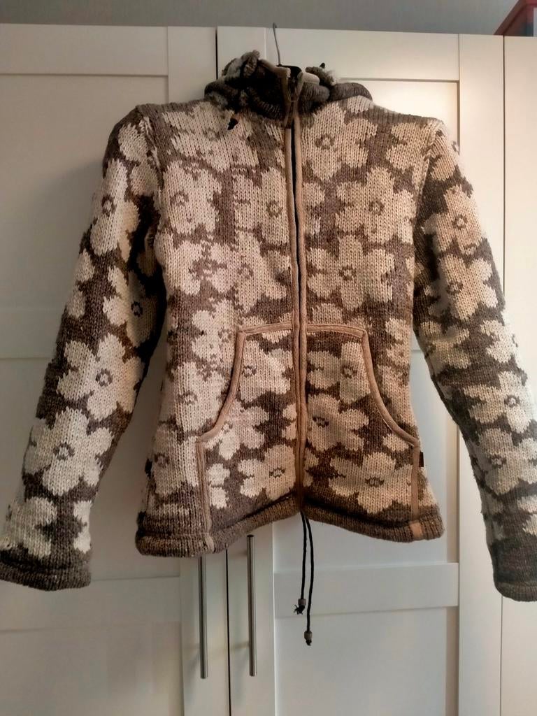 Pure dames vest van wol maat S grijs met bloemenprint fleece, Ophalen of Verzenden, Nieuw, Maat 38/40 (M), Grijs