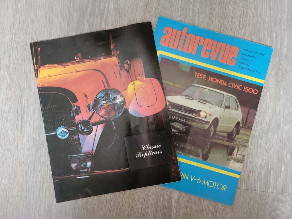 Folder Classic Replicars & Autorevue : Gazelle en Bugatti, Ophalen of Verzenden, Gelezen, Overige merken
