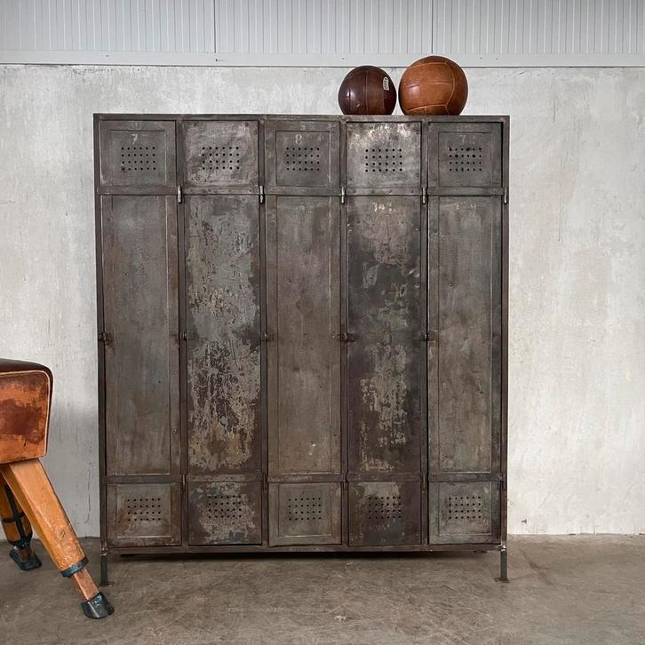 Oude lockerkast, vintage locker, industriële kast, Antiek en Kunst, Curiosa en Brocante, Ophalen