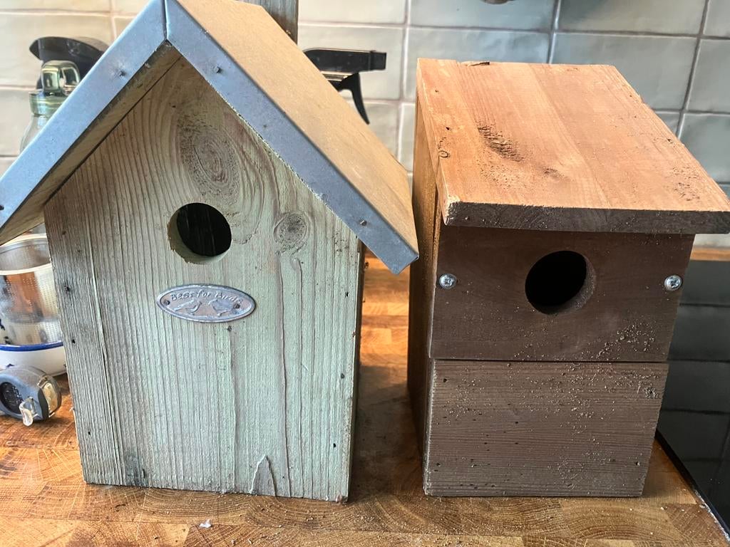 Twee vogelhuisjes, Ophalen, Gebruikt