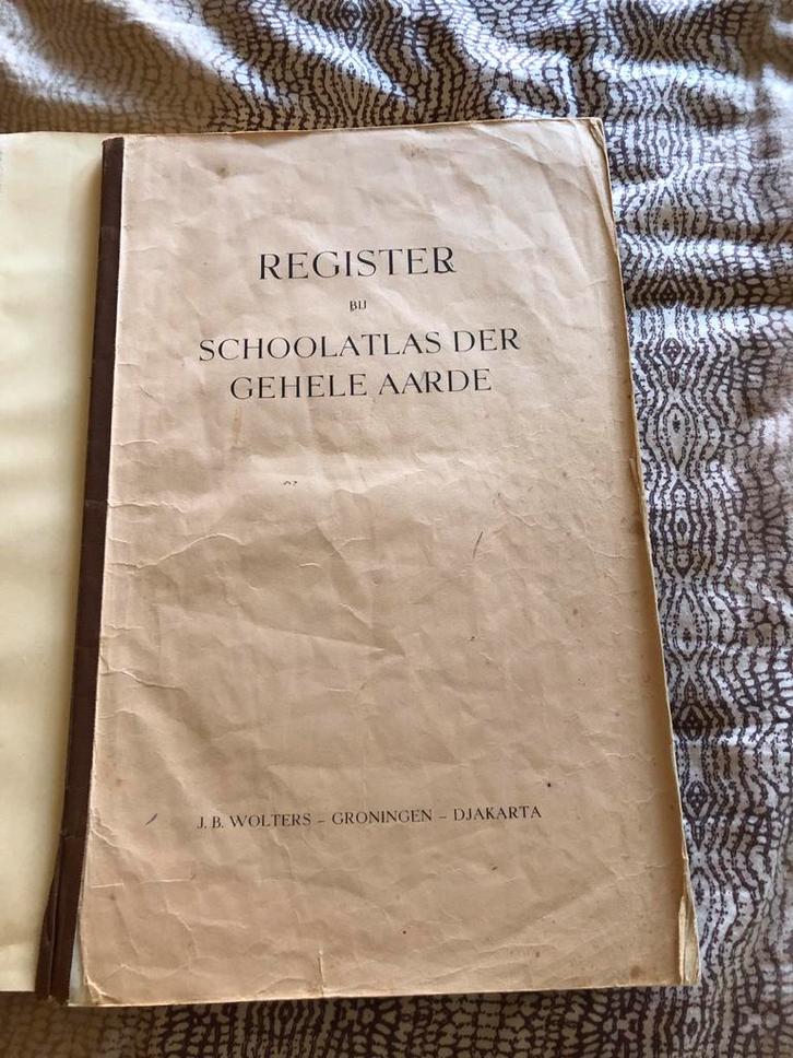 Oude Atlas der Gehele Aarde - P.R. Bos J.F. Niermeyer, Boeken, Atlassen en Landkaarten, Gelezen, Bosatlas, Wereld, 1800 tot 2000