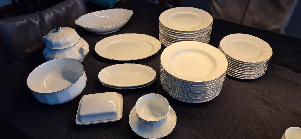 Heutschenreuther servies, type Maria Theresia wit, Ophalen