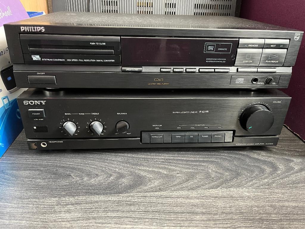 Sony Versterker met Phillips CD speler, Ophalen, Gebruikt, 60 tot 120 watt, Sony
