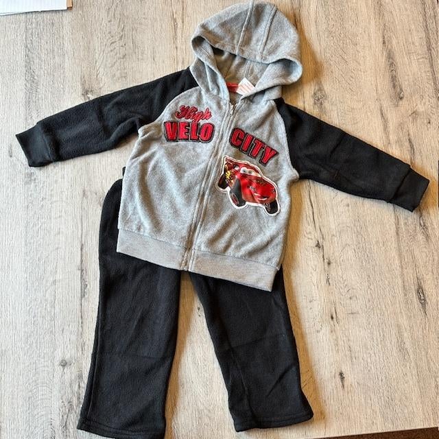 Huispak /pyjama van Cars , Disney maat 98 NIEUW (N845), Nacht- of Onderkleding, Nieuw, Ophalen of Verzenden, Jongen