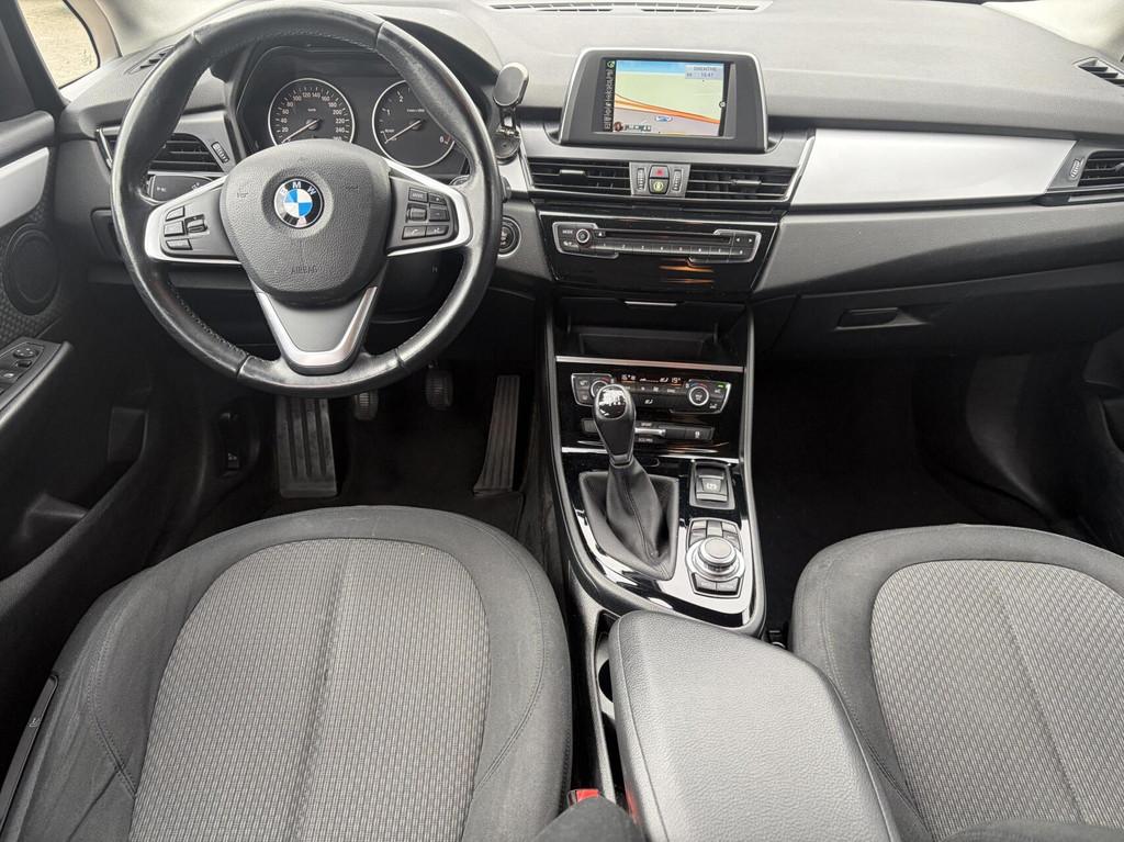 BMW 2-serie Active Tourer 218d Executive, Auto's, BMW, Voorwielaandrijving, Stof, Zwart, Origineel Nederlands