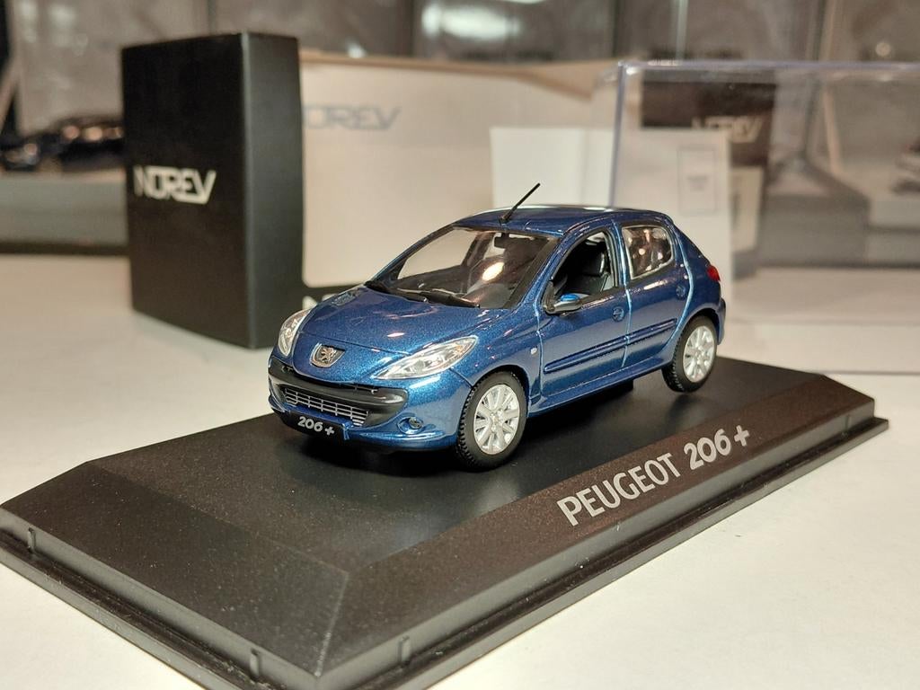 Peugeot 206+ (207 Brésil) 2009-2012 Bleu Ipanema 1/43 Norev, Hobby en Vrije tijd, Modelauto's | 1:43, Zo goed als nieuw, Auto