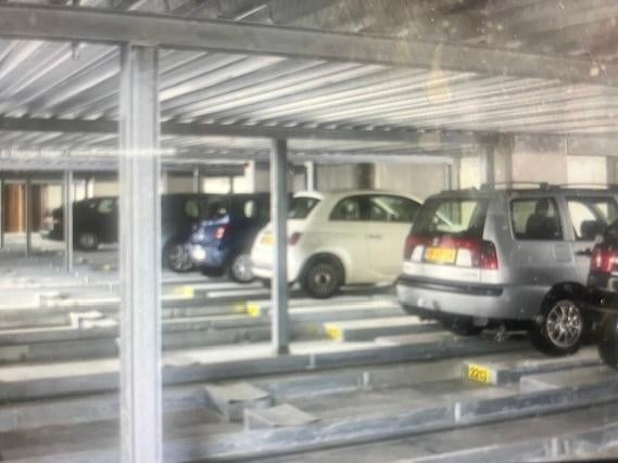 Stallings garage Javaplein Amsterdam, Huizen en Kamers, Garages en Parkeerplaatsen, Amsterdam