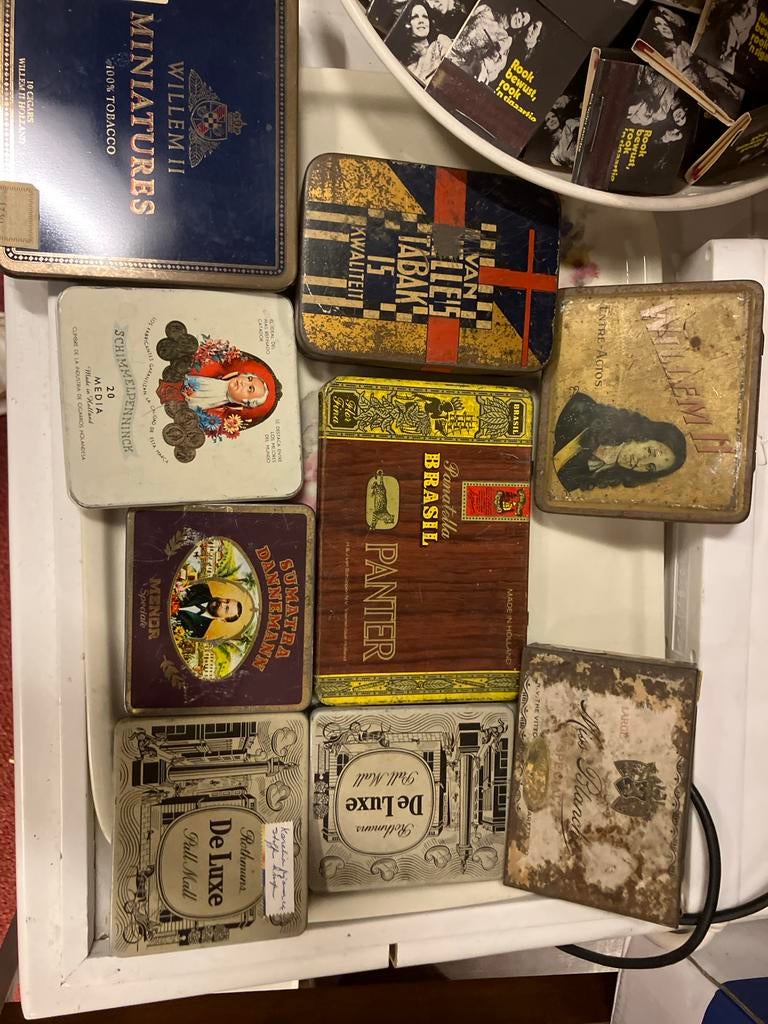 Vintage sigarettenblikjes - Diverse merken en designs, Verzamelen, Blikken, Ophalen, Gebruikt, Overige, Overige merken