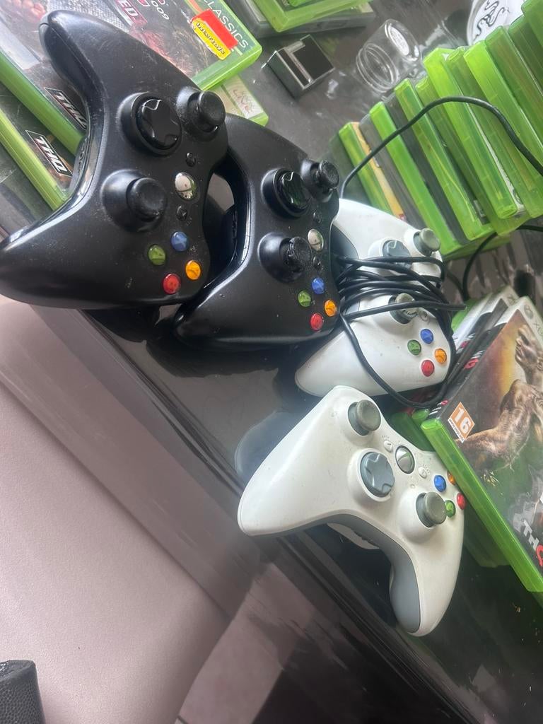 Xbox controllers 360, Ophalen, 360 Arcade of Core, Met 3 controllers of meer, 250 GB