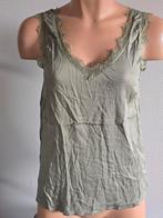 Cream dames top met kanten details - Groen maat 38 " Nieuw ", Kleding | Dames, Maat 38/40 (M), Ophalen of Verzenden, Zonder mouw
