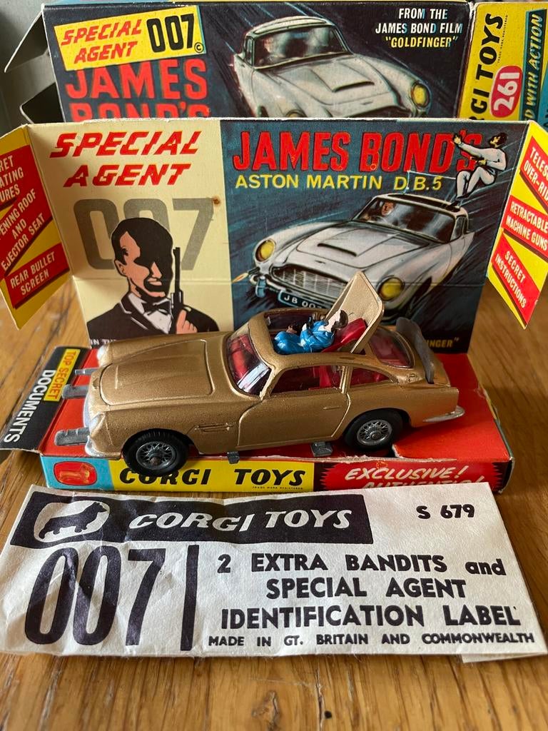 De echte Corgi 1965 James Bond 007 - 261MIB, Hobby en Vrije tijd, Modelauto's | 1:43, Verzenden, Nieuw, Auto, Corgi