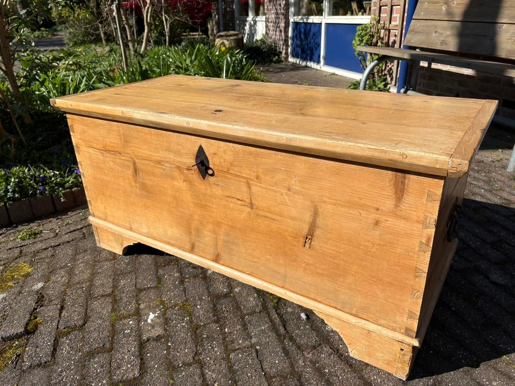 Antieke grenen dekenkist (uit 1901), Ophalen, 100 tot 150 cm, Zo goed als nieuw, Minder dan 50 cm