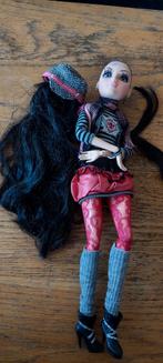 Moxie Teenz pop, Verzamelen, Poppen, Ophalen of Verzenden, Gebruikt, Overige typen