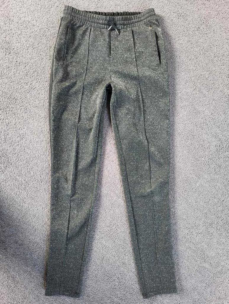 Mooie glitterbroek maat 170-176
Merk Jill & Mitch, Ophalen of Verzenden, Zo goed als nieuw