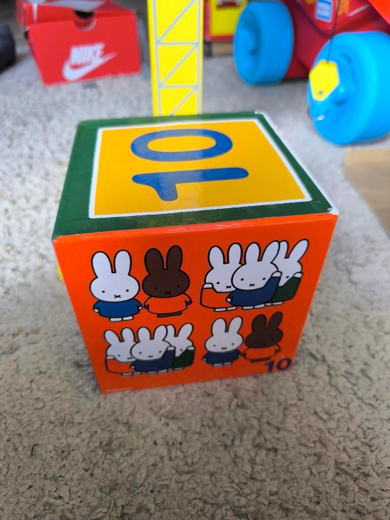 Nijntje stapel toren, Verzamelen, Spaarpotten, Ophalen, Gebruikt, Metaal of Blik, Overige thema's