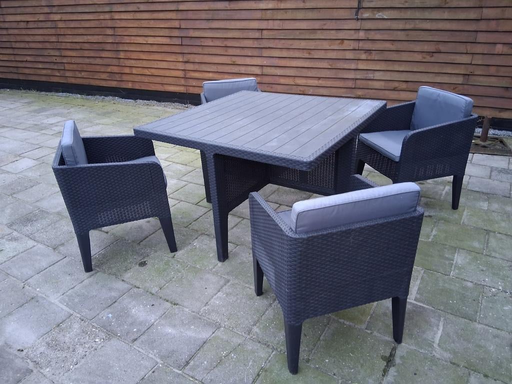 Keter Columbia tuinset 5 delig, Ophalen, 4 zitplaatsen, Kunststof, Gebruikt