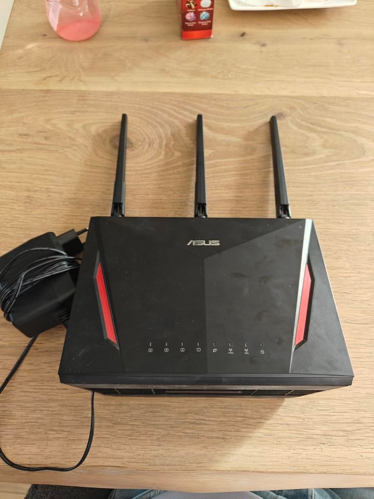 ASUS RT-AC86U AC2900 Dual-Band Gaming Router, Computers en Software, Routers en Modems, Ophalen of Verzenden, Gebruikt, Router