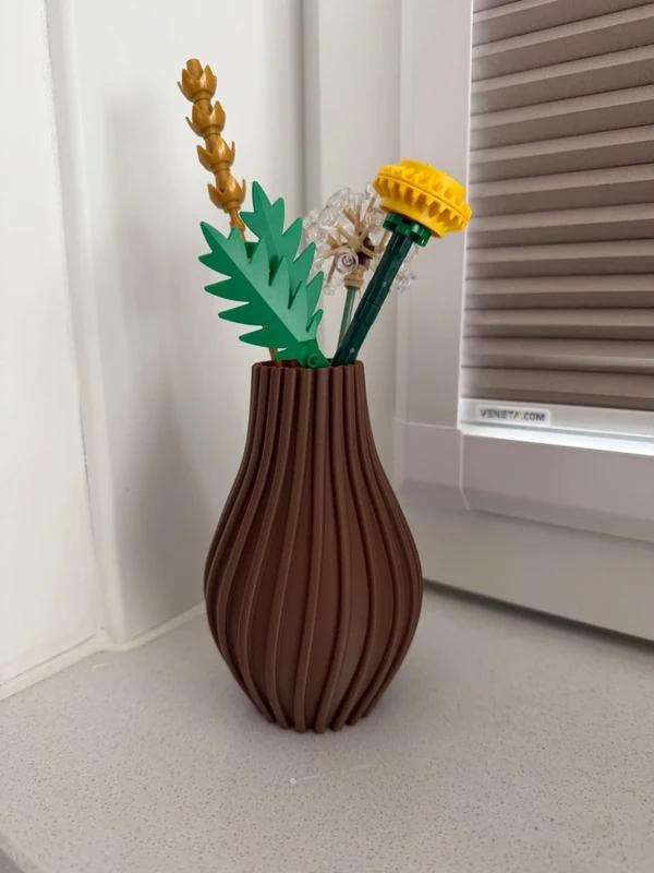 Bruine vaas voor planten of bloemen, Ophalen, Kunststof, Overige kleuren, Nieuw